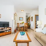 Hotell Beautiful 2 Bed With Large Pool Casa Manana Playa Blanca (Lanzarote)