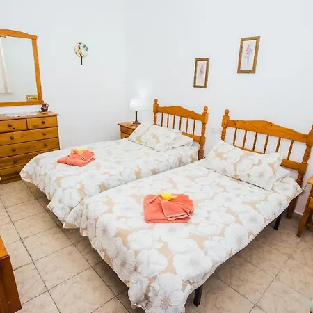 Hotell Beautiful 2 Bed With Large Pool Casa Manana *
