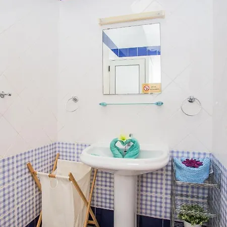 Beautiful 2 Bed With Large Pool Casa Manana * Плайя-Бланка